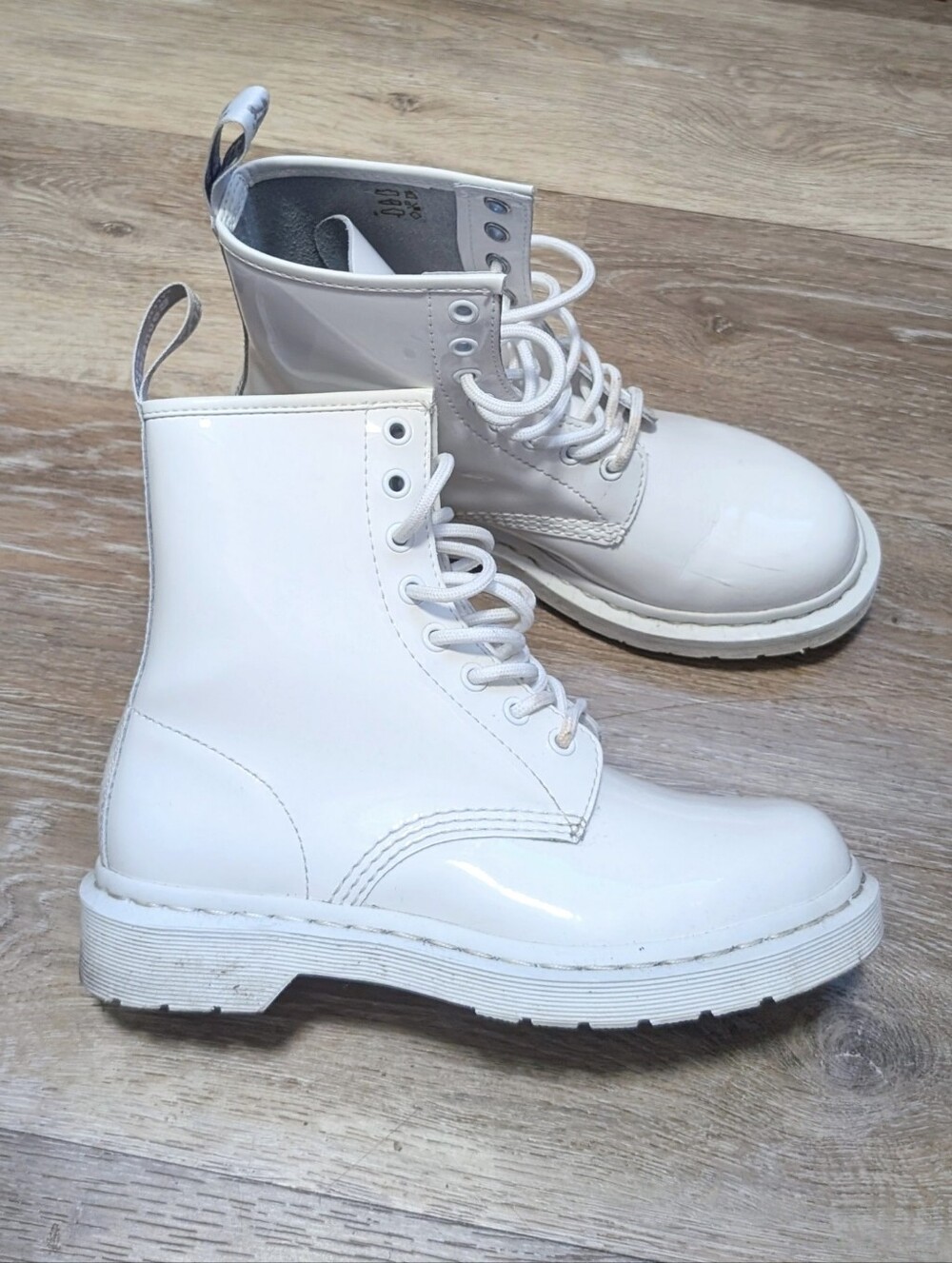 Dr. Martens Docs 1460 Mono White monochrome boots Lace up combat boots Size 7